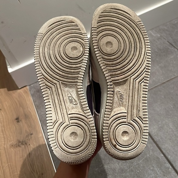 Air Force 1 - Picture 7 of 11